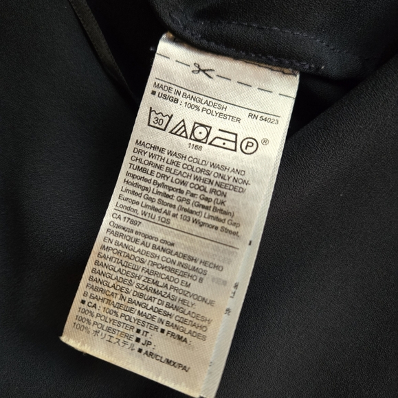 Banana Republic Navy Ruffle Sleeve Shell Blouse - Picture 6 of 8